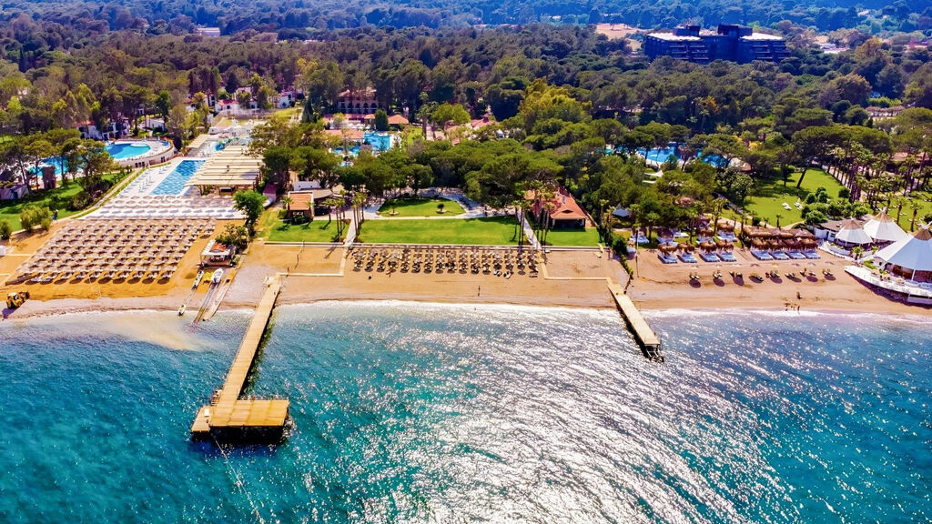 Champion Holiday Village