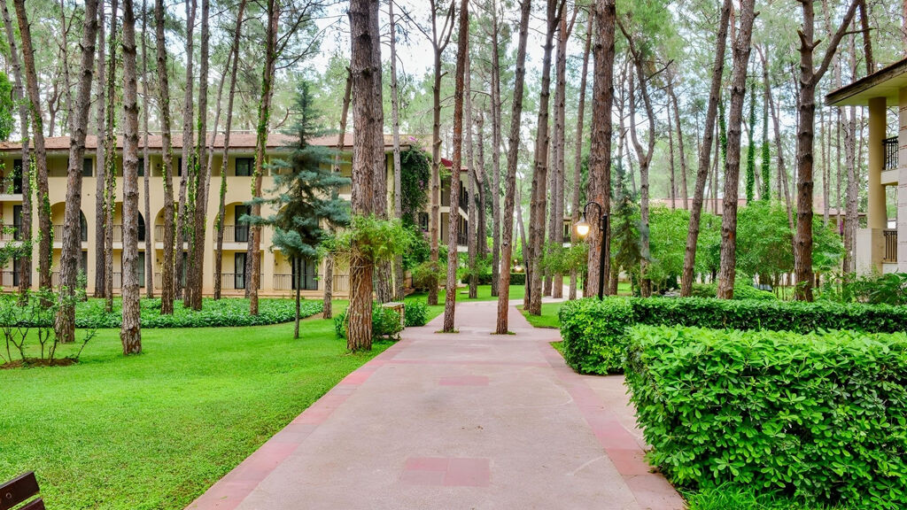 Champion Holiday Village