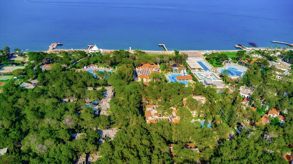 Champion Holiday Village