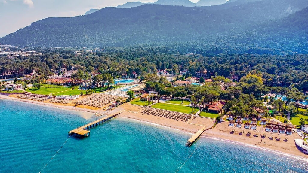 Champion Holiday Village