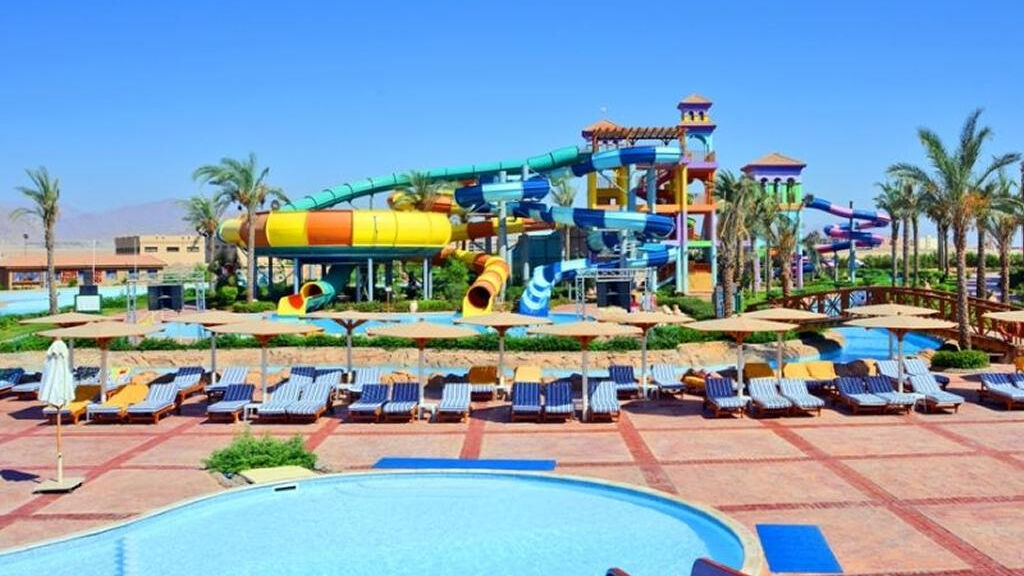 Charmillion Club Aqua Park