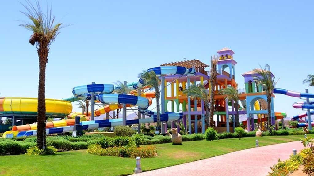 Charmillion Club Aqua Park