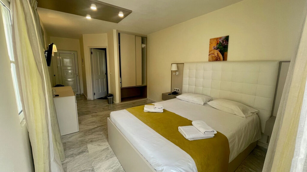 Chrispy Waterpark Resort