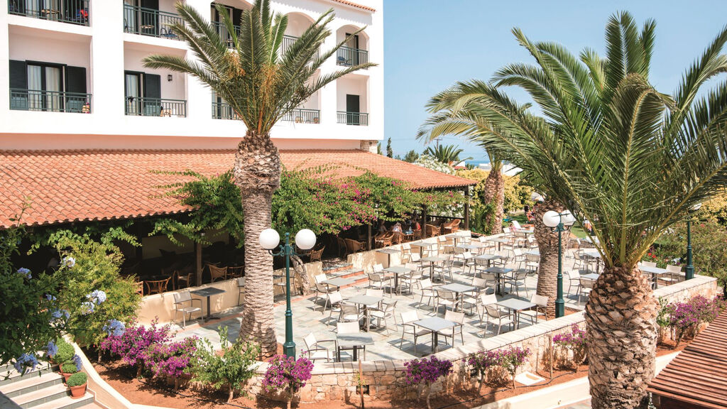 Tui Suneo Chrissi Amoudia