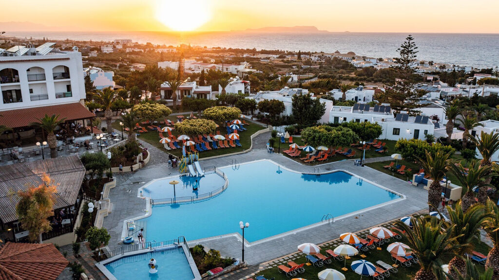 Tui Suneo Chrissi Amoudia