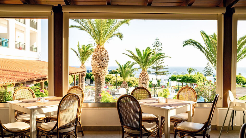 Tui Suneo Chrissi Amoudia