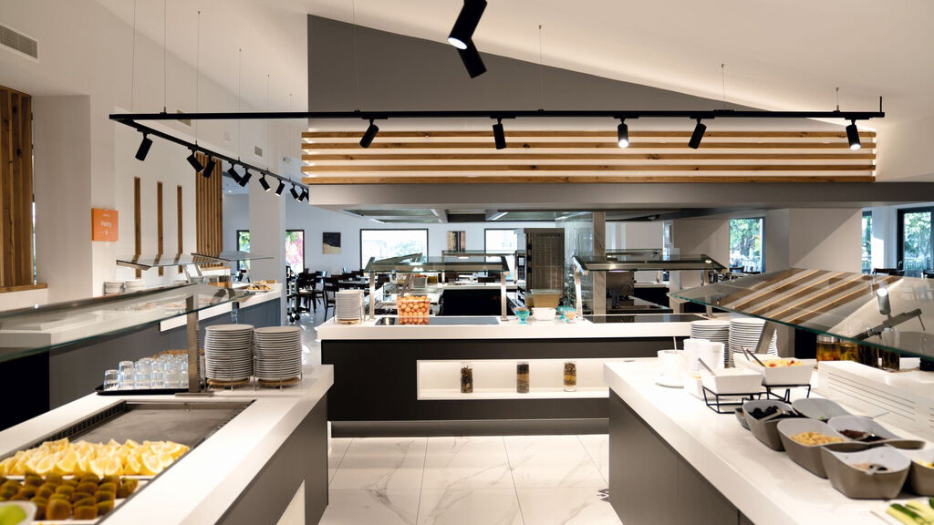 Tui Suneo Chrissi Amoudia