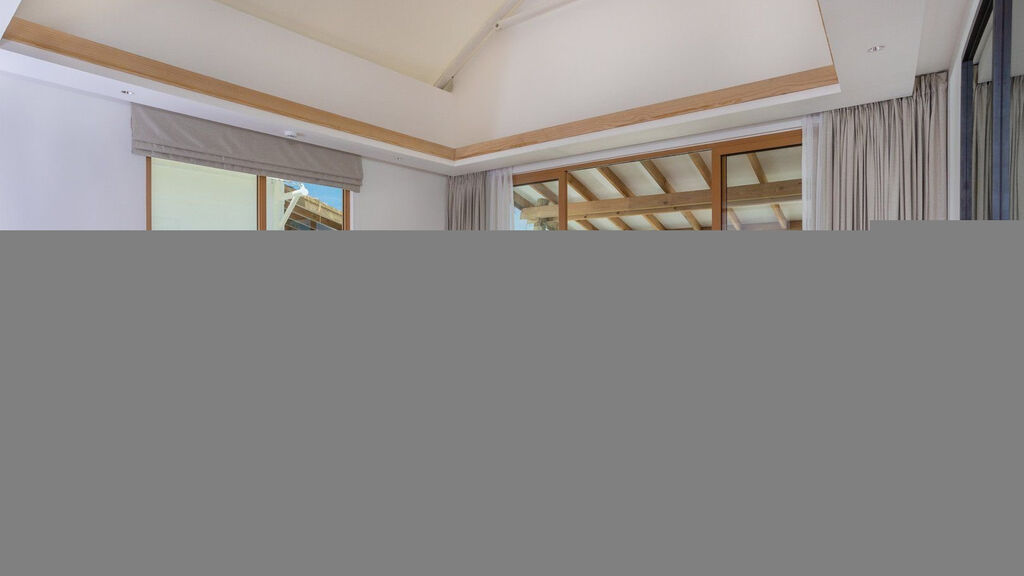 Cinnamon Hakuraa Huraa Maldives