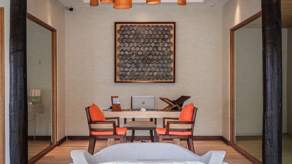 Cinnamon Hakuraa Huraa Maldives