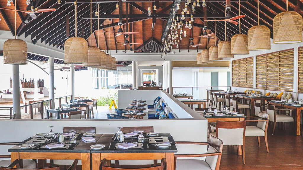 Cinnamon Hakuraa Huraa Maldives