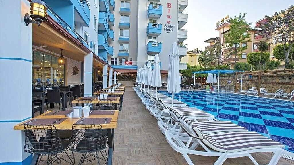 Club Big Blue Suite