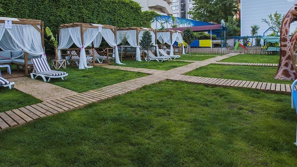 Club Big Blue Suite
