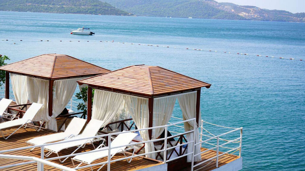 Blue Dreams Resort