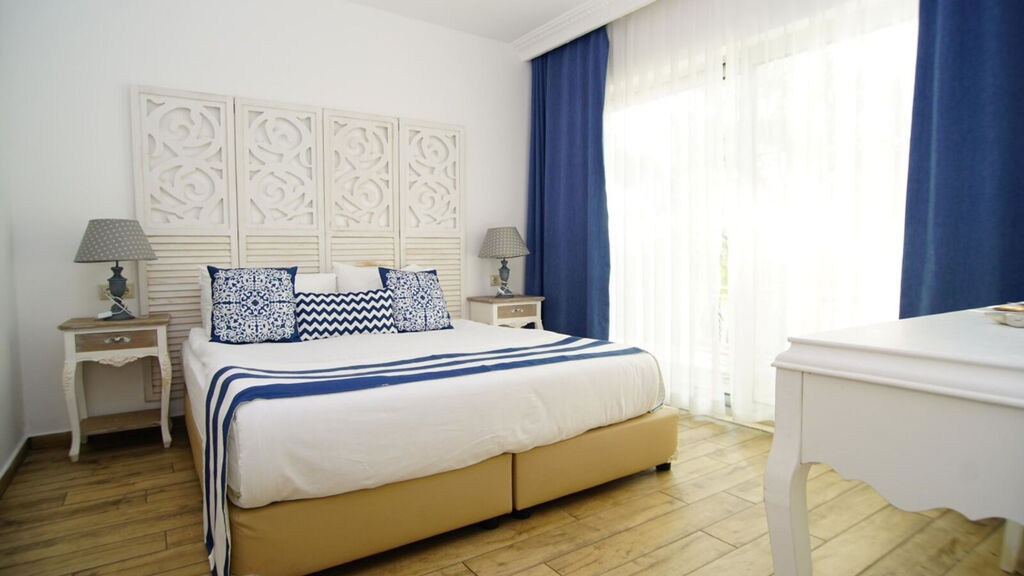 Blue Dreams Resort