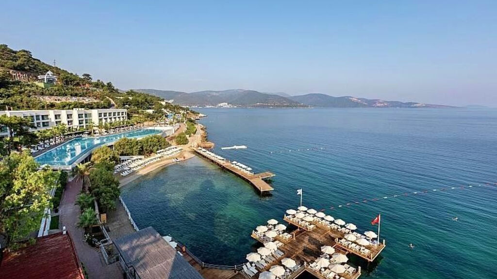 Blue Dreams Resort
