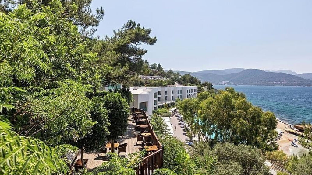 Blue Dreams Resort