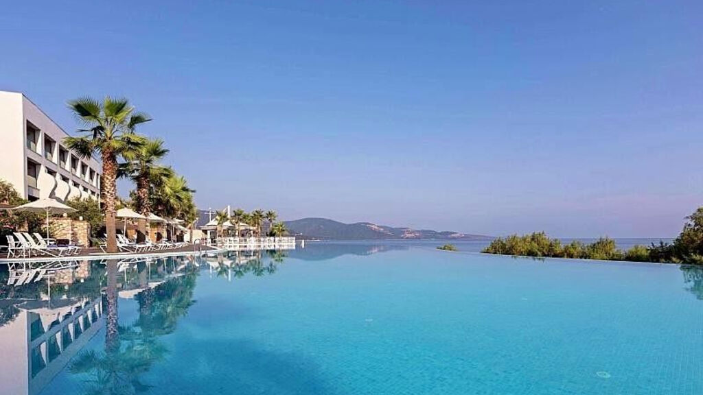 Blue Dreams Resort