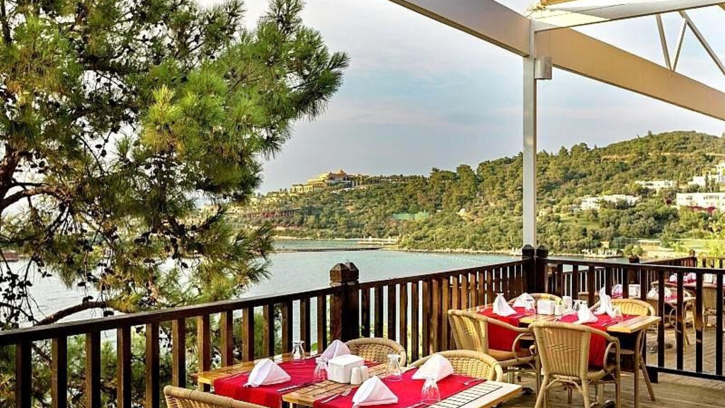 Blue Dreams Resort