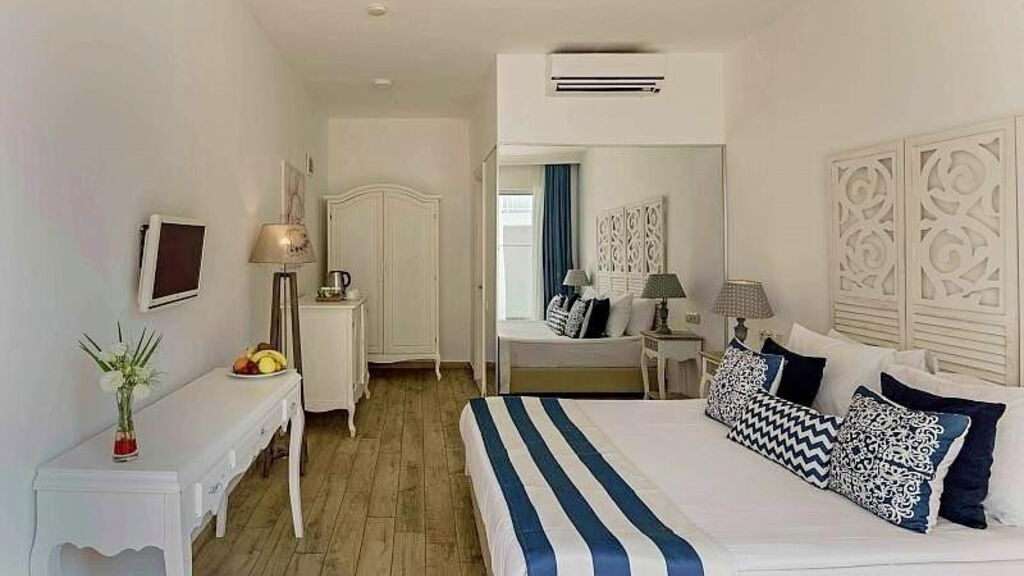 Blue Dreams Resort