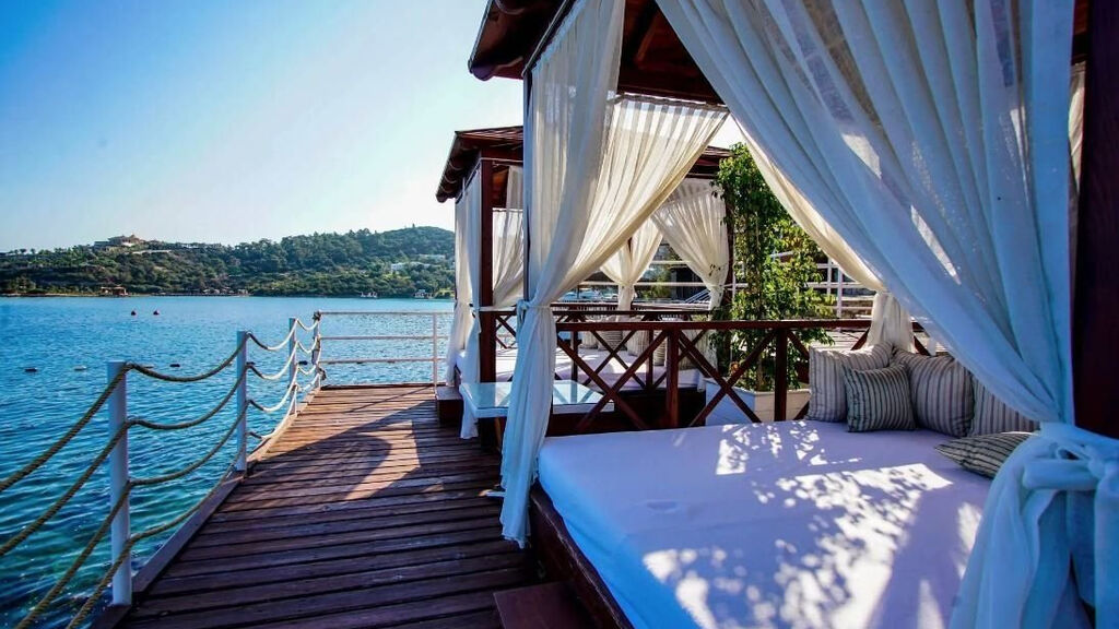 Blue Dreams Resort