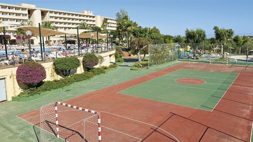 Club Cala Romani