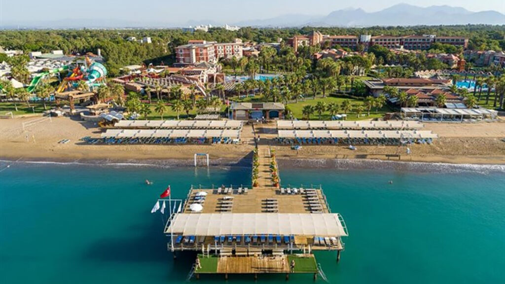 Club Mega Saray