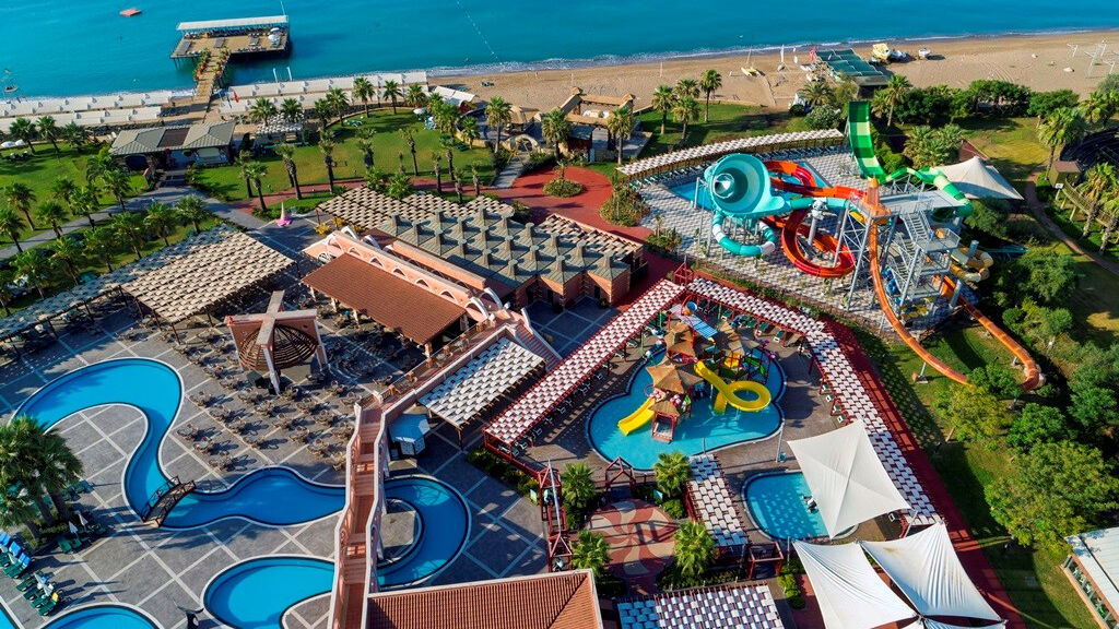 Club Mega Saray