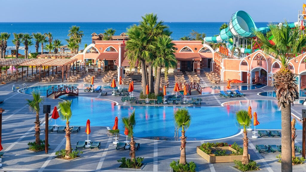Club Mega Saray