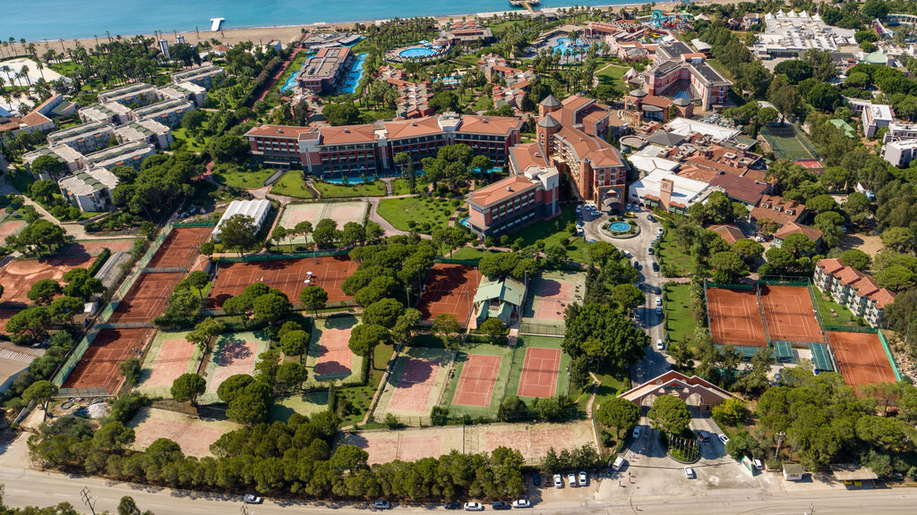 Club Mega Saray