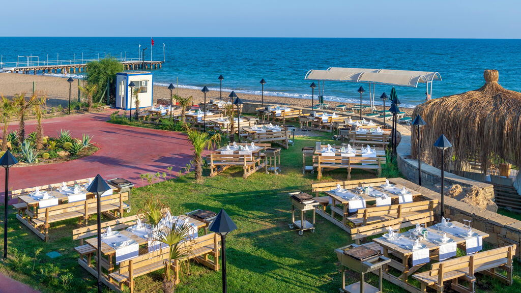 Club Mega Saray