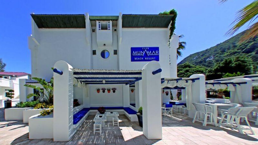 Club Munamar Beach Resort - Rodinný Pokoj
