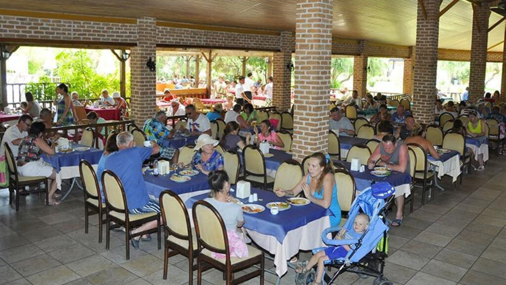 Club Serena Beach