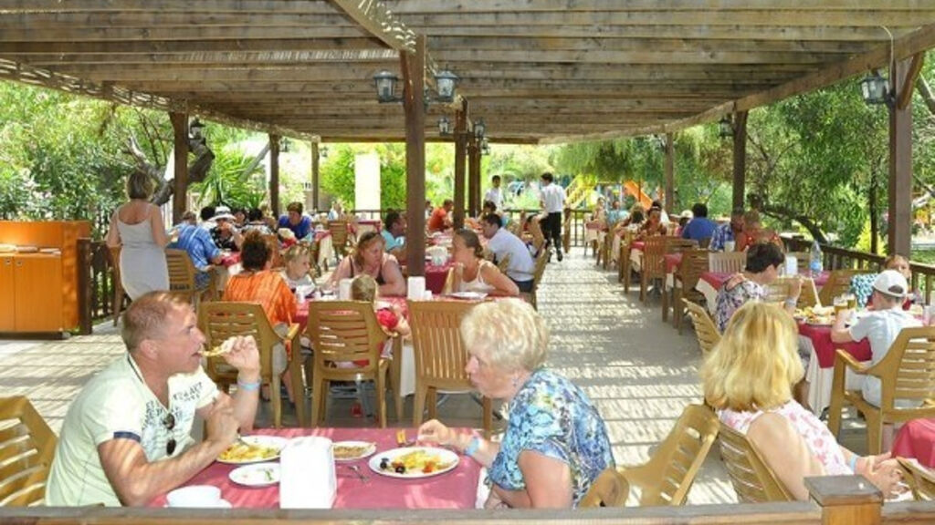 Club Serena Beach
