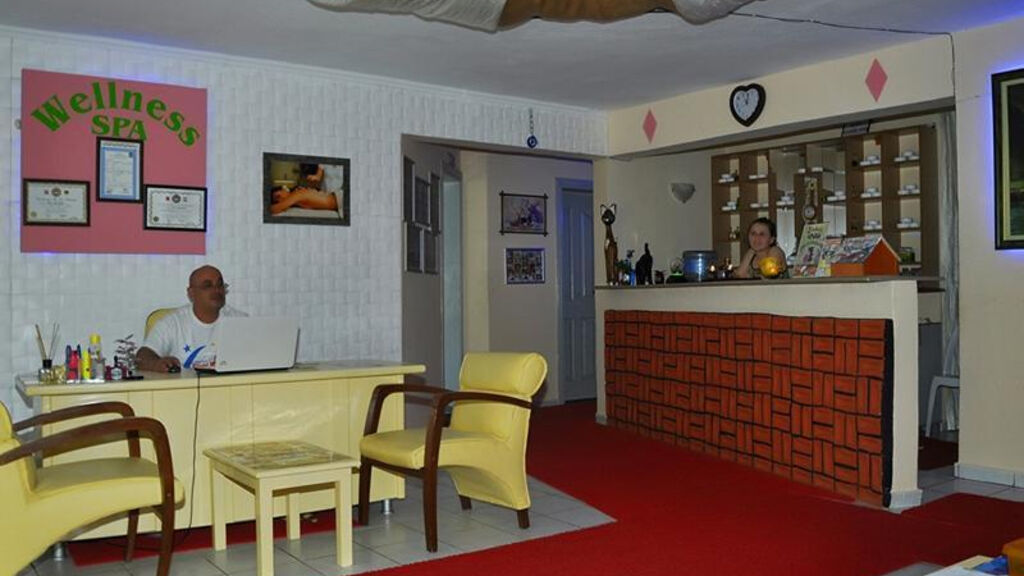 Club Serena Beach