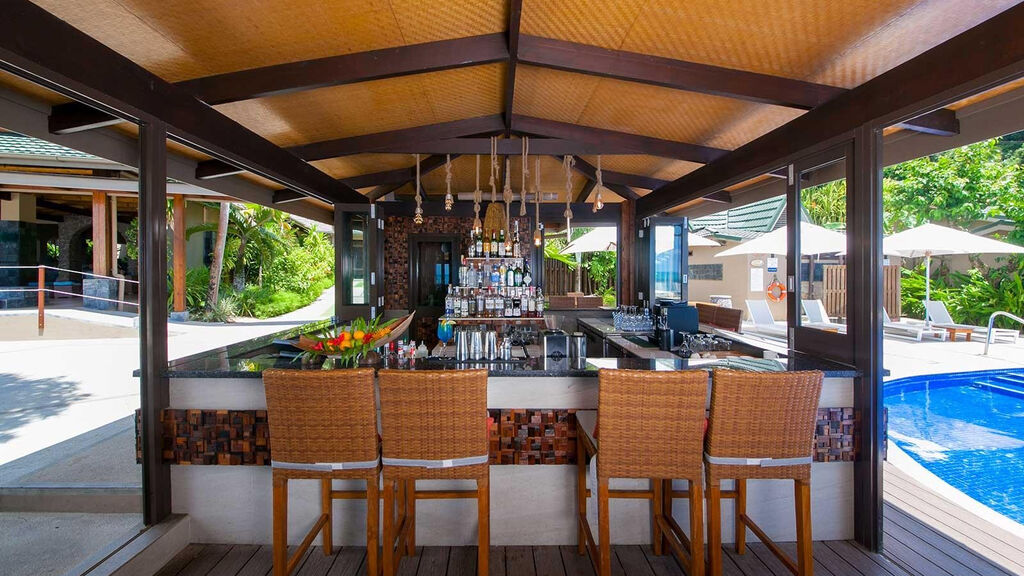 Coco De Mer & Black Parrot Suites