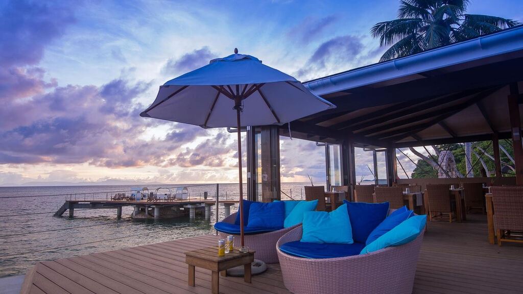 Coco De Mer & Black Parrot Suites