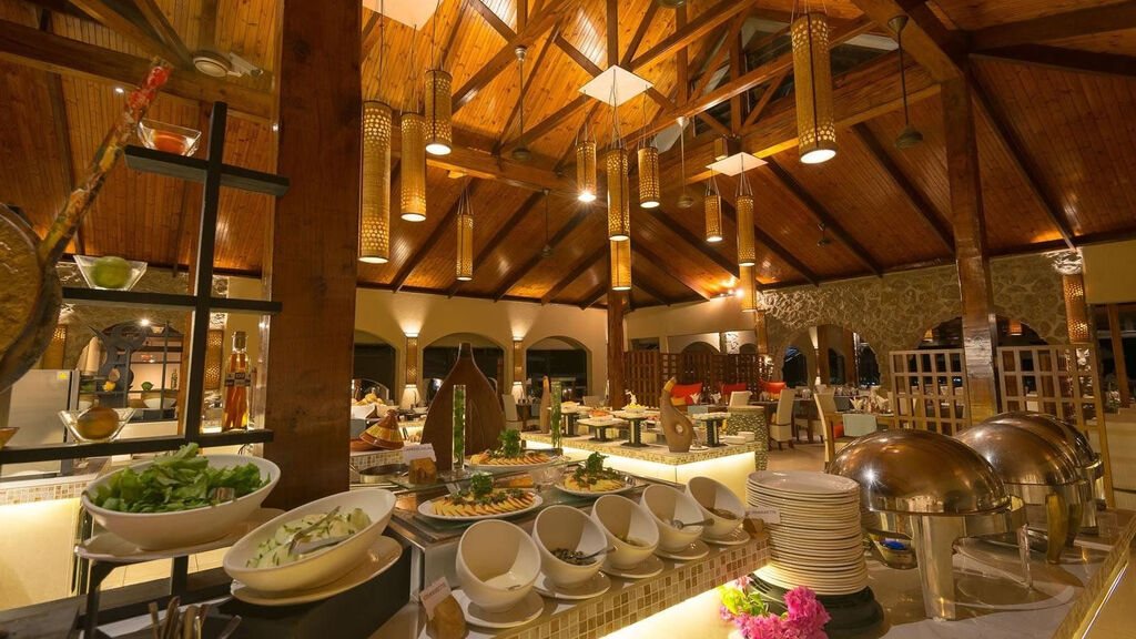 Coco De Mer & Black Parrot Suites