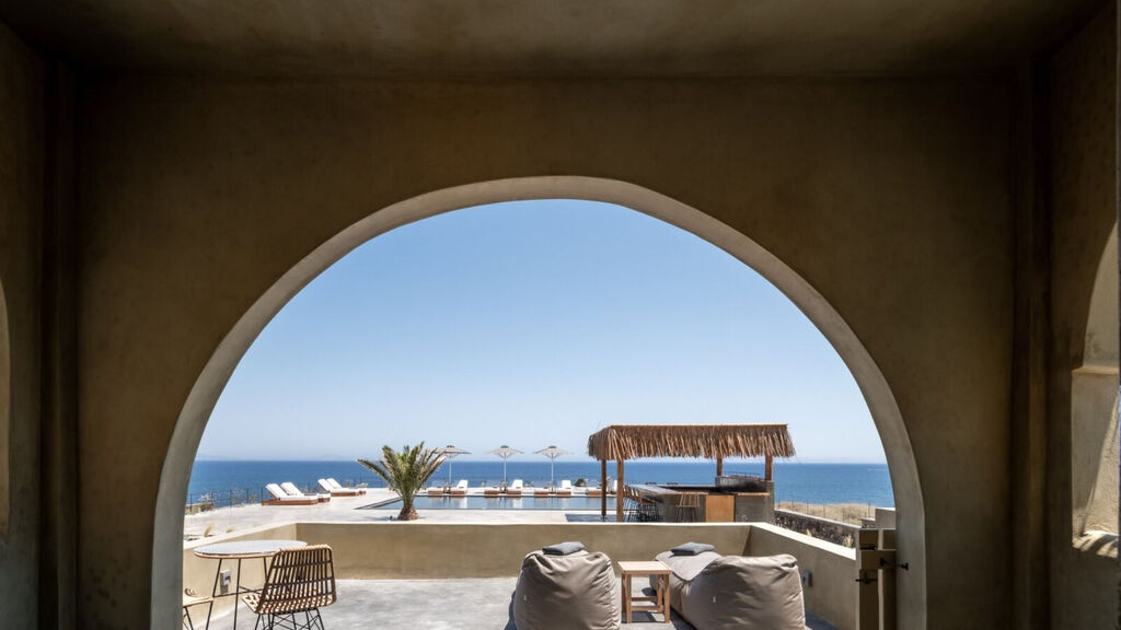 Colombo'S Beachfront