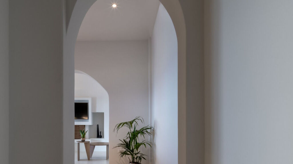 Colombo'S Beachfront