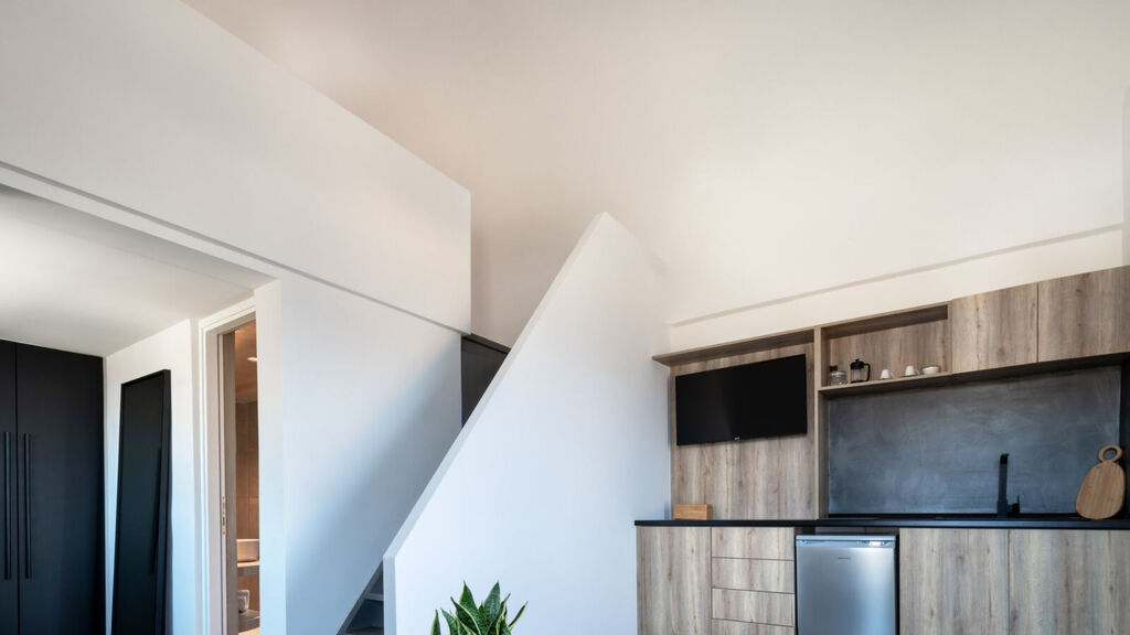 Colombo'S Beachfront