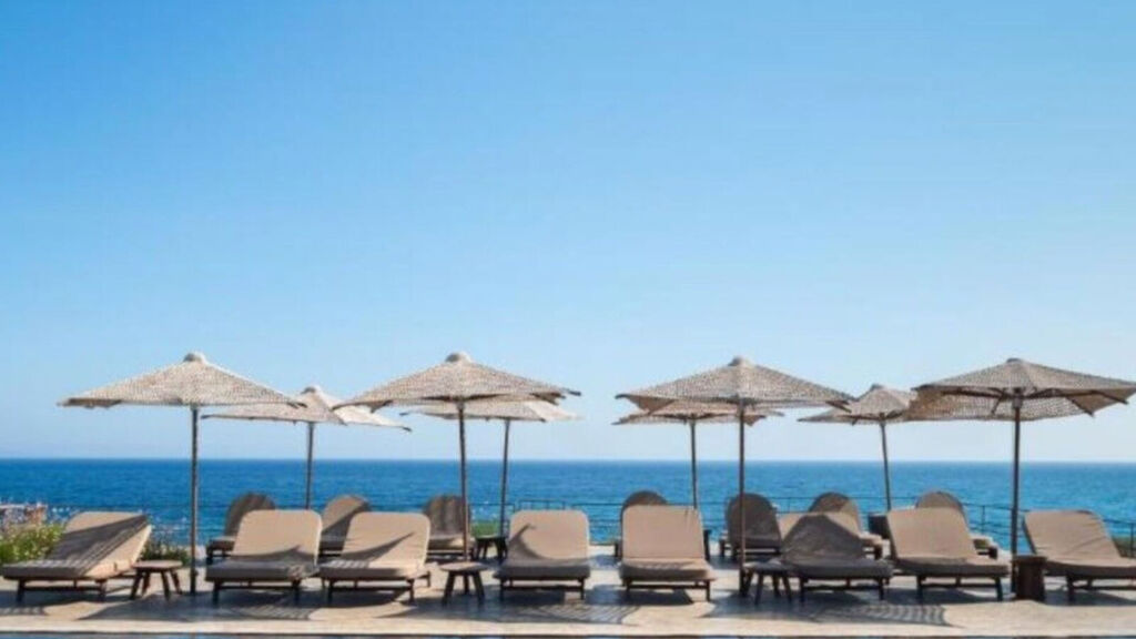 Colombo'S Beachfront