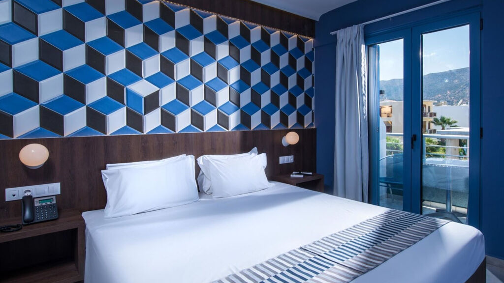 Compass Stalis Beach Hotel