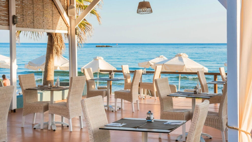 Compass Stalis Beach Hotel