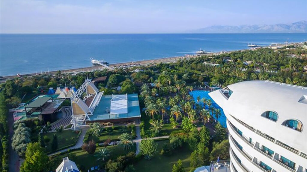 Concorde De Luxe Resort