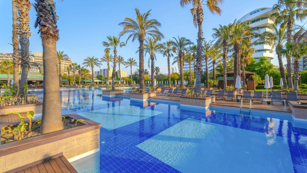 Concorde Deluxe Resort