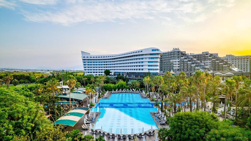 Concorde Deluxe Resort