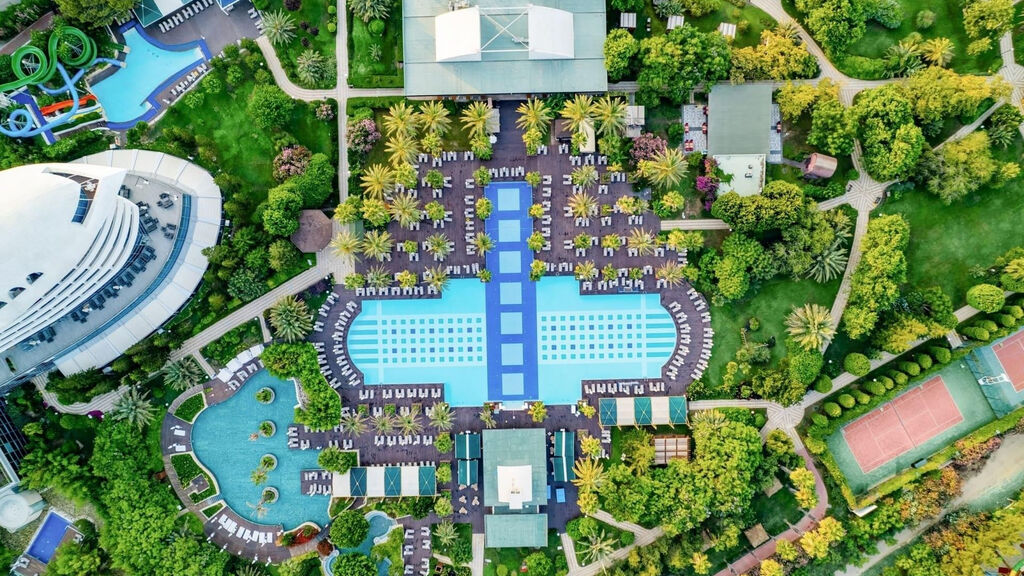 Concorde Deluxe Resort