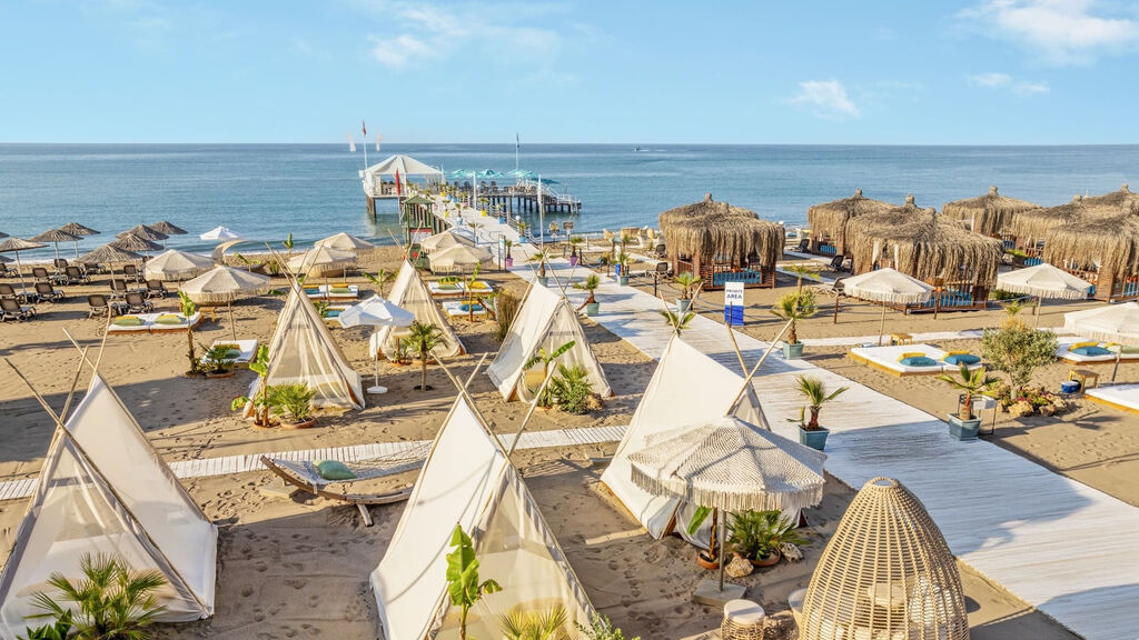 Concorde Deluxe Resort