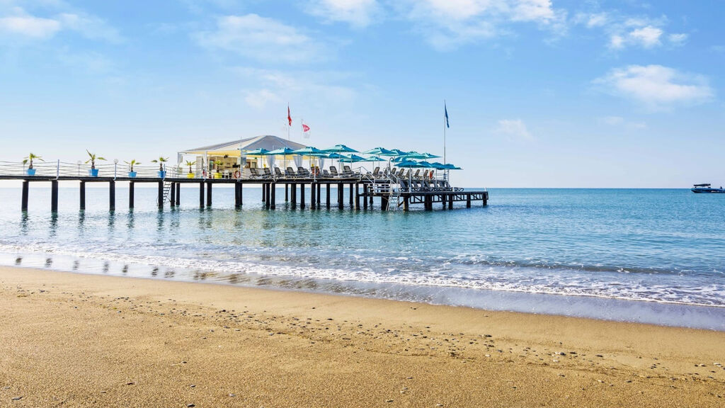 Concorde Deluxe Resort