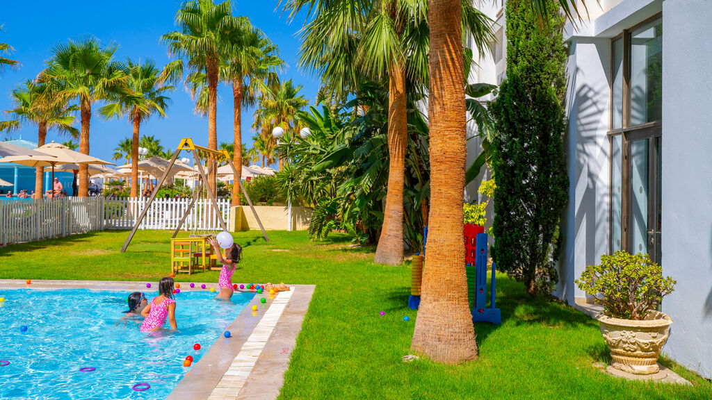 Barcelo Green Park Palace